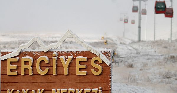 Erciyes karla kaplandı