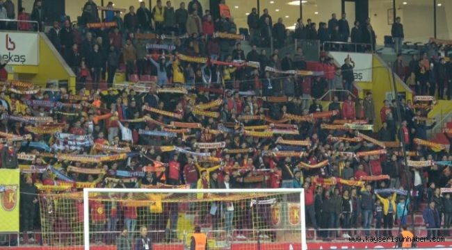Kayserispor Atkı Dağıtacak