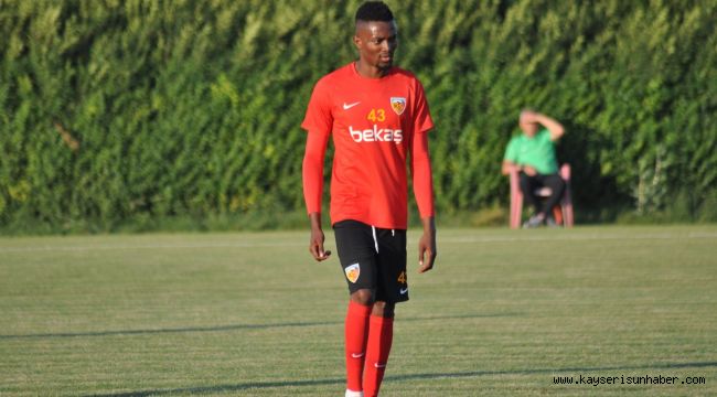 Kayserispor Mensah'ı Satmayacak  