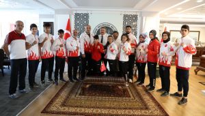  Wushu kungfu Şampiyonlarından Başkan Palancıoğlu'na Ziyaret
