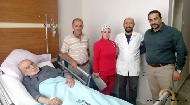 84 Yaşında 20 Yıllık Derdinden Kurtuldu