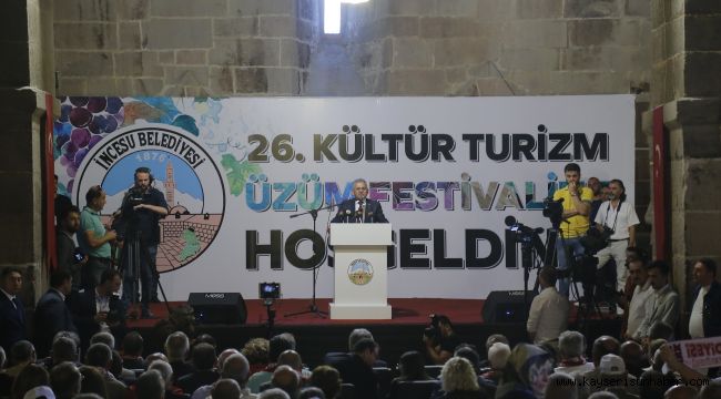 Başkan Büyükkılıç, Üzüm Festivali'ne Katıldı