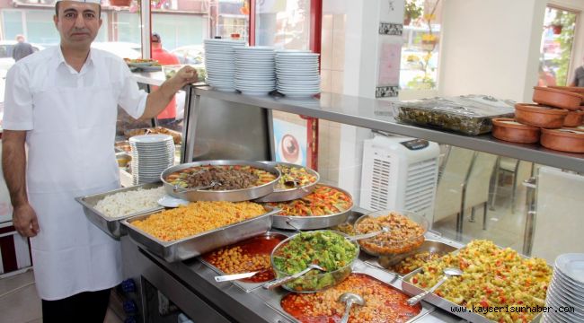 Ege Yöresi Yemekleri Kayseri'de İlgi Odağı