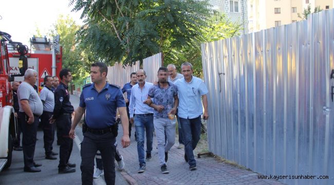 İntihara Kalkışan Vatandaşı Polis İkna Etti