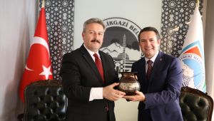 Kayserigaz Yönetiminden Başkan Palancıoğlu’ya Ziyaret