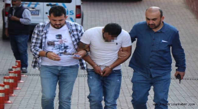 Kayseri'de Bisiklet ve Bebek Arabası Hırsızı Polisten Kaçamadı 