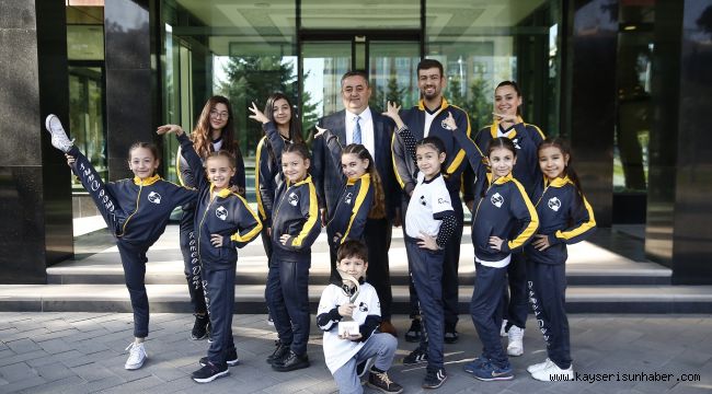 Milli Dansçılar Büyükşehir'de