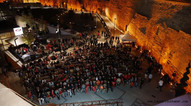 Tarihi Kalede Milli Ruh 