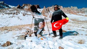 Atatürk için Erciyes Dağı'na tırmandılar