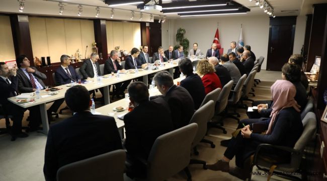 Başkan Palancıoğlu'ndan Büyükşehire 2020 Yılı Yatırım Sunumu