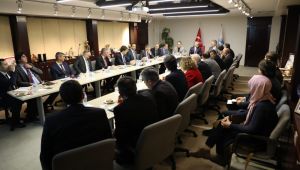 Başkan Palancıoğlu'ndan Büyükşehire 2020 Yılı Yatırım Sunumu