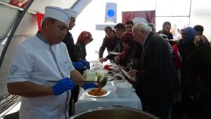 Diyarbakır Anneleri'ne Mantı İkramı