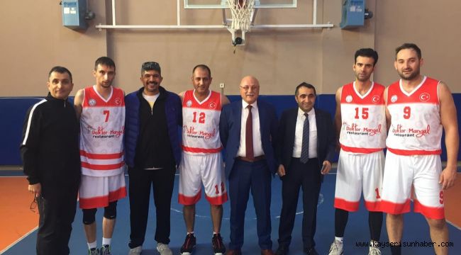 Kayserili Öğretmenler Türkiye Şampiyonası'nda ilk 4'e Girdi