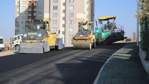 Melikgazi Belediyesinden Yaşilyurt'a Asfalt