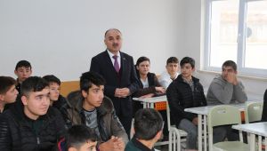 Vali Günaydın’dan Öğrencilere Kayserispor Maçına Götürme Sözü