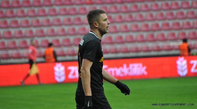 Artem Kravets İlk Golünü Attı