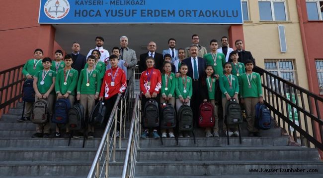 Başkan Palancıoğlu, Başarılı Sporcuları Tebrik Etti
