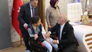 Develi’deki Engellilere Yeni Yıl Hediyesi