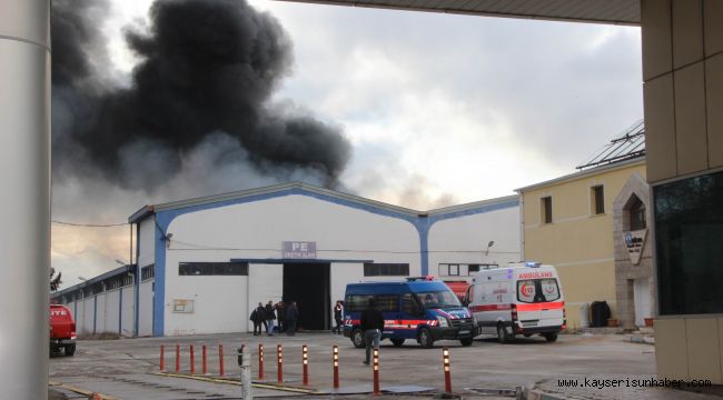 Kayseri'de Plastik Boru Fabrikasında Yangın