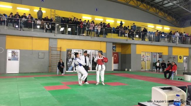 Büyükler ve Gençler Taekwondo İl Birinciliği Tamamlandı