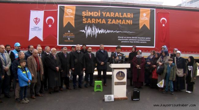 Kayseri’den deprem bölgesine 3 tır yardım