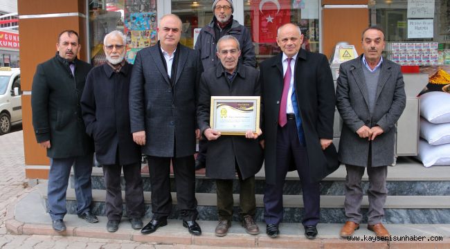 Yahyalı'da 'Altın işletme ödülleri' dağıtılmaya başlandı