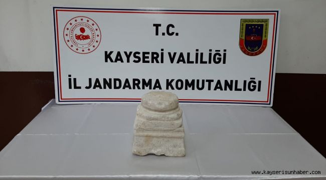 Kayseri'de 1800 yıllık tarihi sütun ele geçirildi