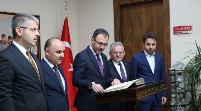 Bakan Kasapoğlu Kayseri Valiliğini ziyaret etti