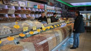 ‘Evde kal’ çağrısı kuruyemiş satışlarını artırdı