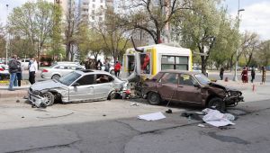 Kayseri'de direksiyon hakimiyeti kaybolan otomobil dehşet saçtı: 1 ölü