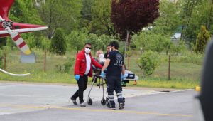 Parmağı kopan adamın imdadına hava ambulansı yetişti