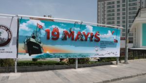 Talas Belediyesi'nden 3 boyutlu 19 Mayıs billboardu