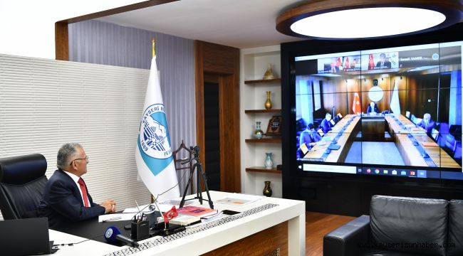 Ulaştırma Bakanı Karaismailoğlu'ndan Kayseri'ye 2 müjde 