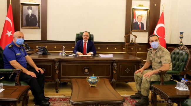 Elazığ Valisi Erkaya Yırık görevine başladı