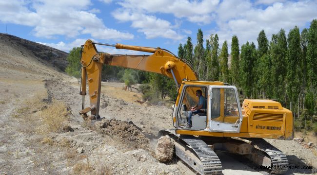 Bünyan Belediyesi yol yapım çalışmalarına aralıksız devam ediyor