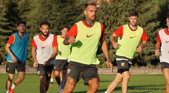 Kayserispor'un yabancıları geldi