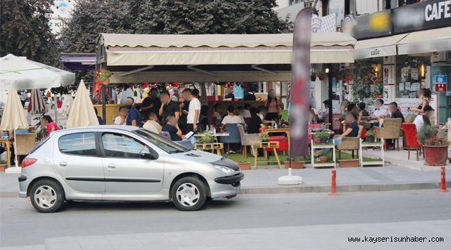 Biri bunu açıklayabilir mi?