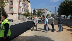 Alparslan Türkeş Caddesi’nde sıcak asfalt serimine başlandı