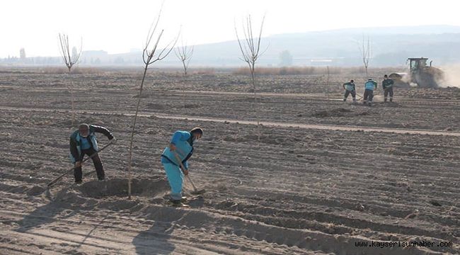 ÇOLAKBAYRAKTAR KAYSERİ'YE ENGELSİZ PARK KAZANDIRIYOR