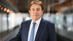 AGÜ'den Rektör Sabuncuoğlu ve 4 Akademisyen Dünyanın En Etkili Bilim İnsanları Listesinde