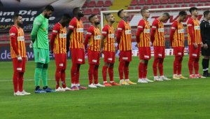 Aziz Behich ilk asistini yaptı