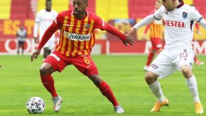 Fernandes yeniden 11'de