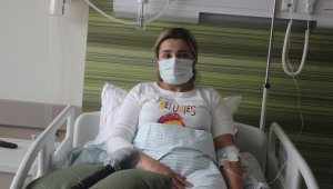 Korona virüs tedavisi gören sağlık çalışanı çocuklarına kavuşacağı günü gözyaşlarıyla bekliyor