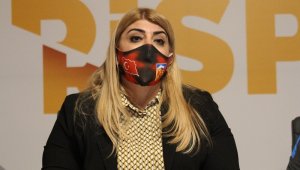 Berna Gözbaşı: "Bu sevda bitmez"