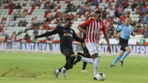 Fırat Aydınus ilk kez Kayserispor-Beşiktaş maçında