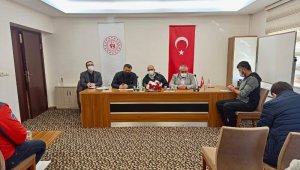 Kayak ve snowboard kulüpleri istişare toplantısı yapıldı