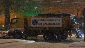 Kayseri'de kapanan 104 yol ulaşıma açıldı