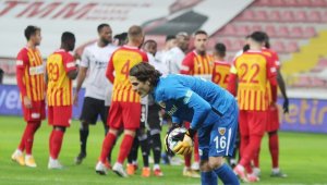 Kayserisporlu Doğan Alemdar bir ilki yaşadı