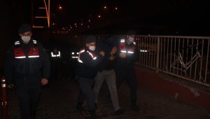 Taksi tabelasında uyuşturucu ticaretini jandarma engelledi