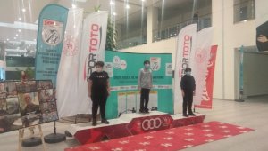 Yiğit Alp Zeki'den Havalı Tabanca'da Türkiye Rekoru